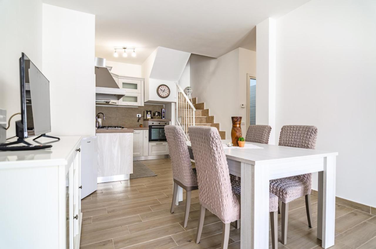 Vicino Ai Castelli Romani! Villetta Moderna Con Wifi E Parcheggio Apartment Rom